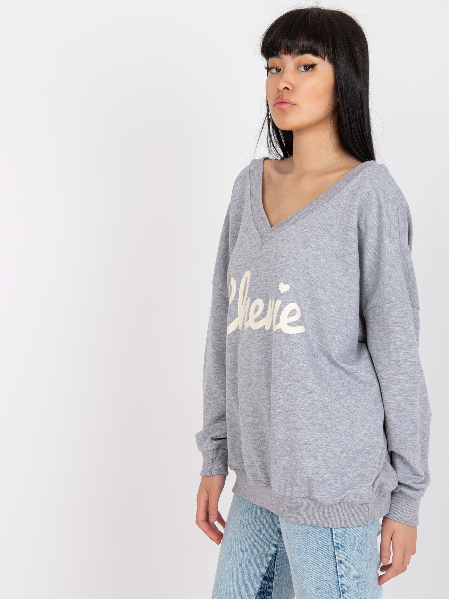 Graue Melange Sweatshirt mit Druck und langen Ärmeln.