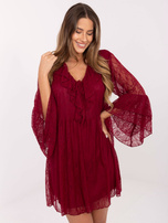 Bordowa rozkloszowana sukienka z koronką