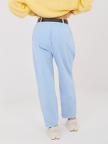 Pastelowe niebieskie sztruksowe spodnie z zakładkami 