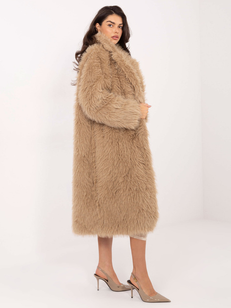 Beżowy zimowy płaszcz ze sztucznego futerka