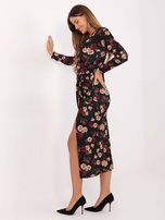 Czarna wieczorowa sukienka w różę