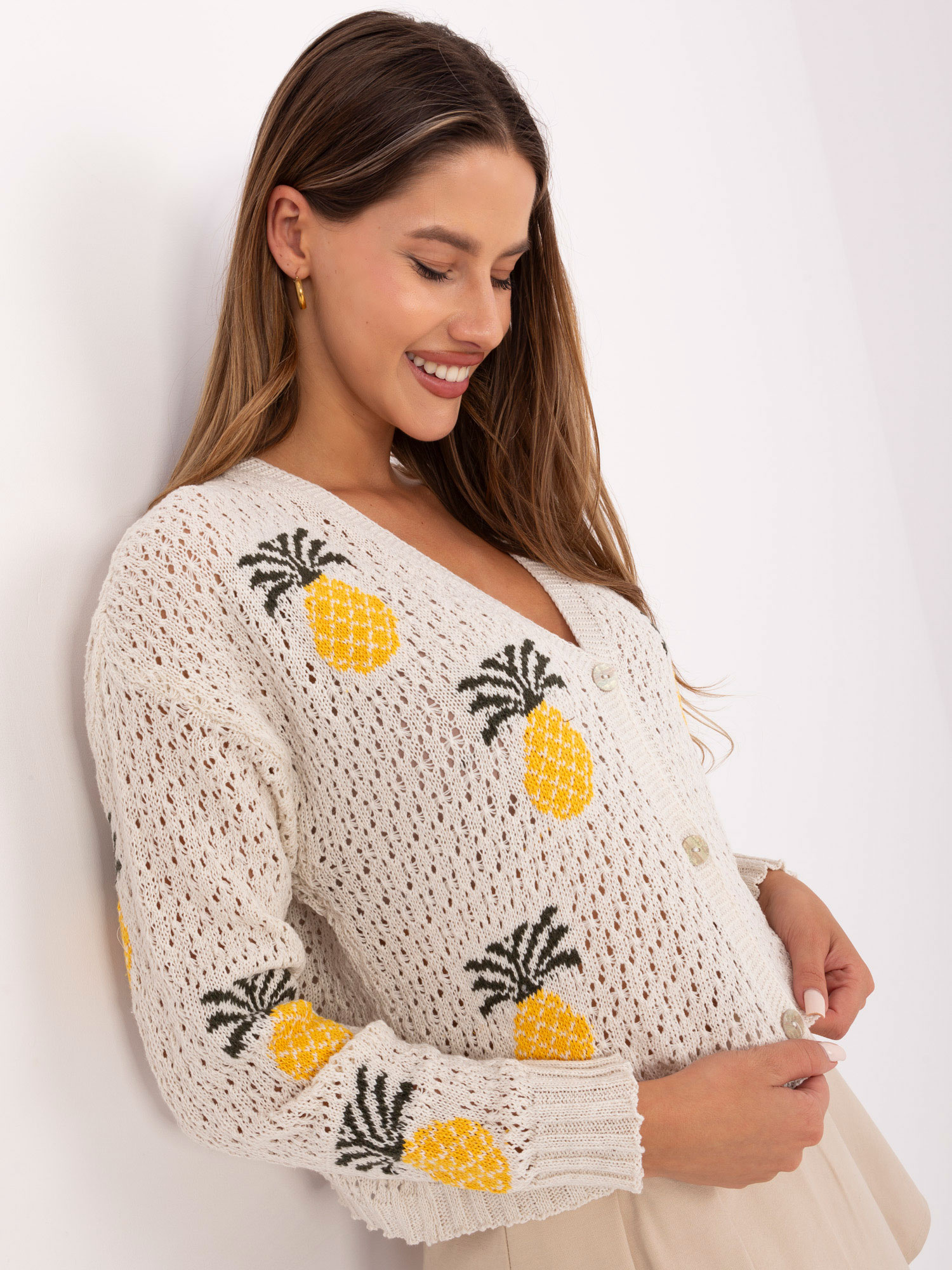 Ecru-yellow button-up sweater with pineapples RUE PARIS.