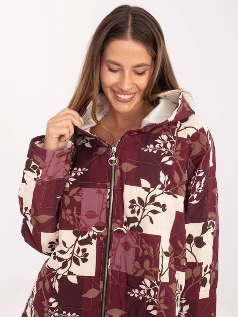 Bordowa pikowana kurtka z kieszeniami