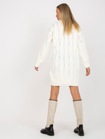 Großhandel Ecru Mini-Strickkleid mit Stehkragen RUE PARIS.