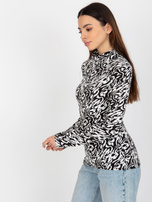 Hurt Biało-czarna dopasowana bluzka z golfem i nadrukiem