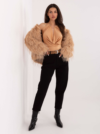 Czarne damskie jeansy mom z wysokim stanem