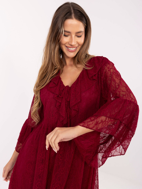 Bordowa rozkloszowana sukienka z koronką