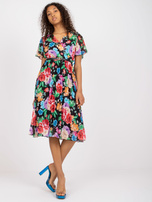 Czarna zwiewna sukienka midi z printem w kwiaty