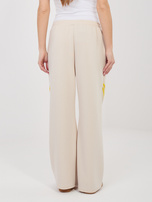 Beżowe dresowe spodnie z kontrastowymi lampasami RUE PARIS  