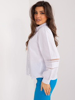 Hurtownia Biała koszula klasyczna z bufiastymi rękawami