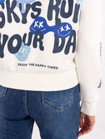 Hurt Biała ocieplana bluza z nadrukiem SUBLEVEL