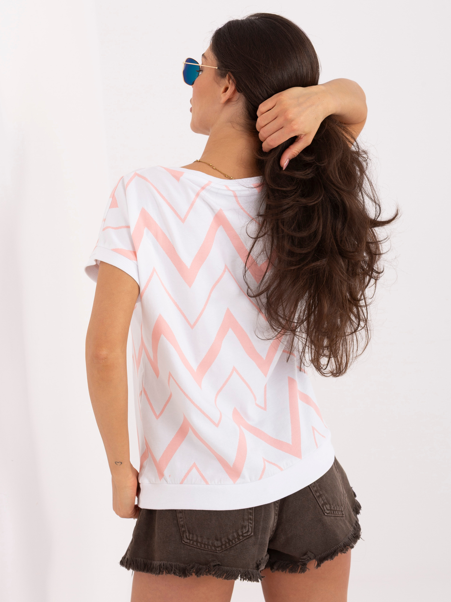 Brzoskwiniowa bawełniana bluzka z dekoltem V