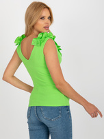 Hurtownia Jasnozielony prążkowany top z falbankami 