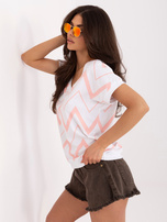 Brzoskwiniowa bawełniana bluzka z dekoltem V