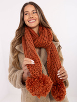 ciemny pomarańczowy