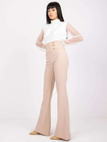 Beżowe eleganckie spodnie z kantami Salerno