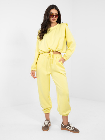 Pastelowy żółty komplet z poduszkami na ramionach RUE PARIS 