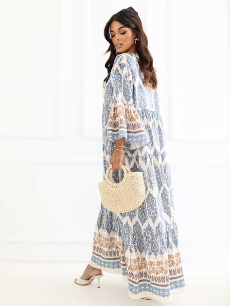 Niebieska letnia sukienka oversize we wzory