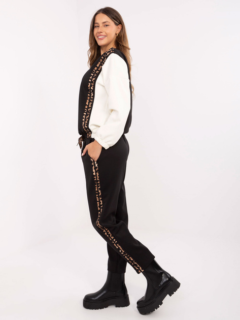 Ecru-czarny casualowy komplet z bluzą bez kaptura