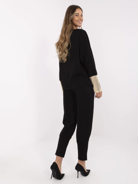 Czarny przyjemny w dotyku komplet damski