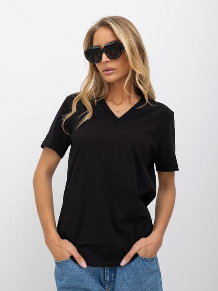 Czarny bawełniany t-shirt basic z dekoltem V