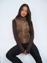 Ciemnobeżowa futrzana kamizelka ze stójką