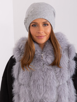 Hurt gray knitted beanie hat with cotton.