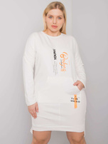 Ecru sukienka dresowa plus size Akira