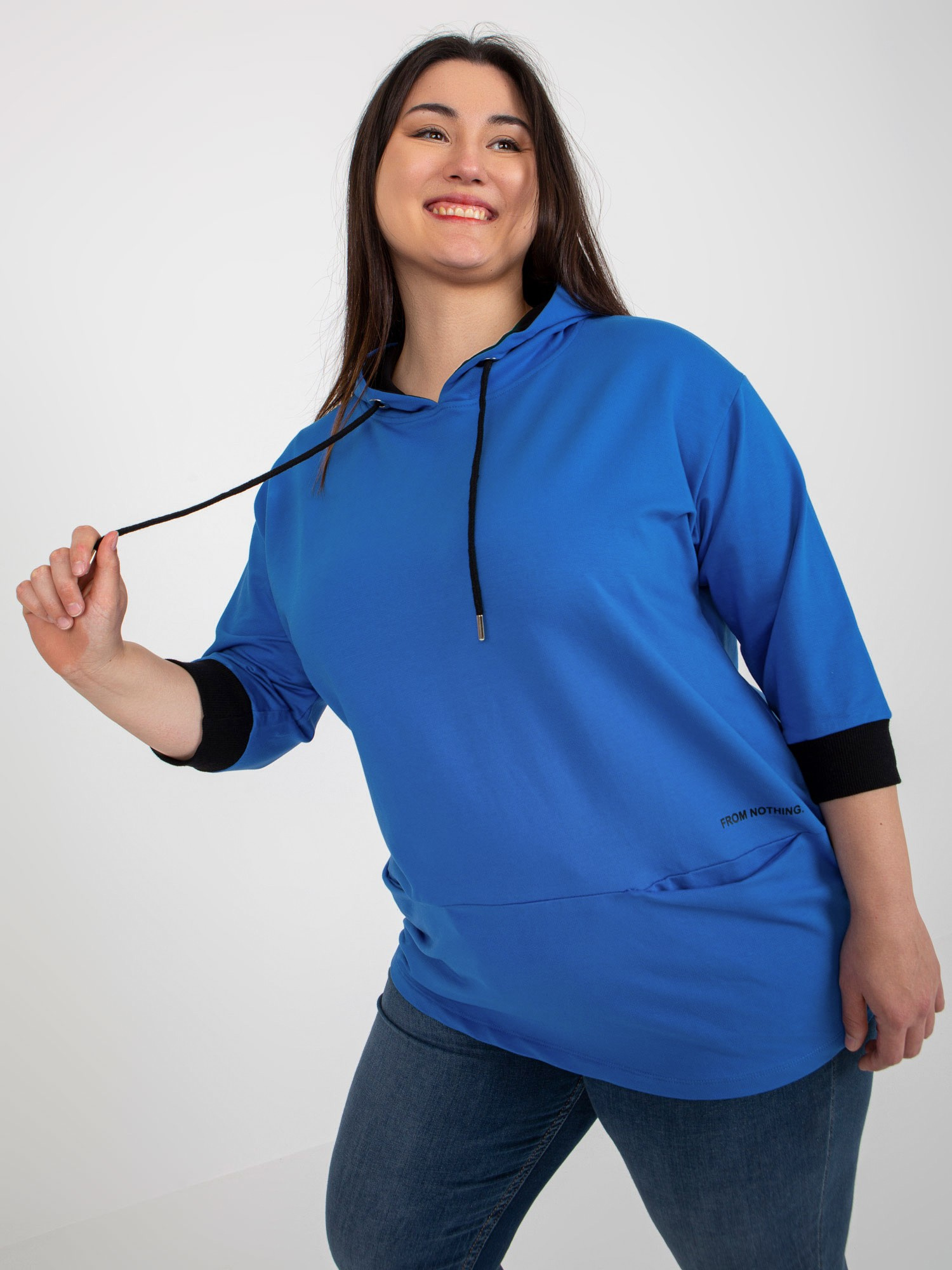 Ciemnoniebieska bluza plus size z kapturem