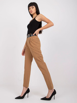 Camelowe długie spodnie materiałowe Brasilia