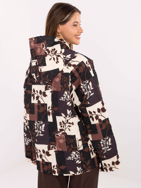 Czarna pikowana kurtka z nadrukiem