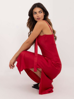 Hurt Dark red evening dress with a slit.