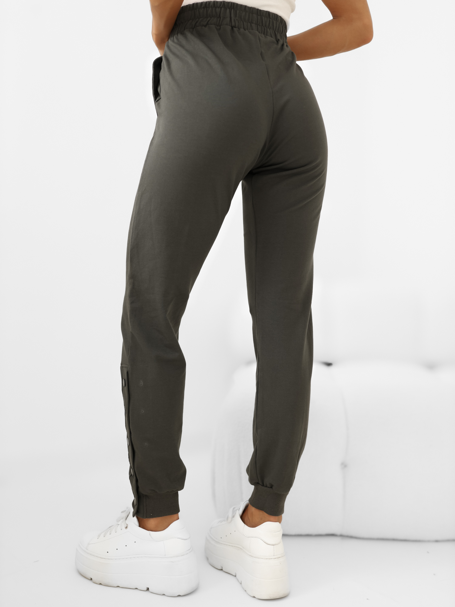 Dark khaki sweatpants with buttons Cindy RUE PARIS 