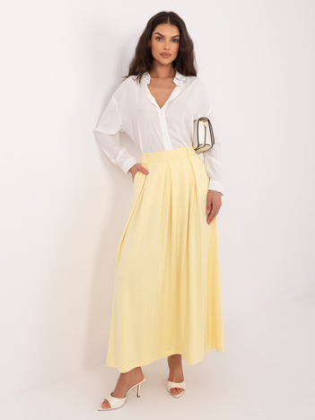 Jasnożółta rozkloszowana spódnica z zakładkami