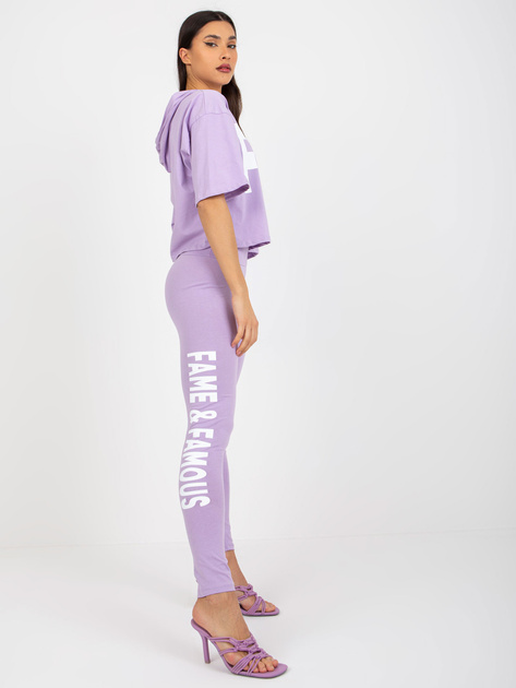 Hurt Jasnofioletowy komplet sportowy z legginsami i napisami