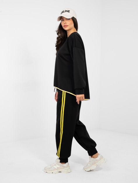 Czarny damski komplet ze spodniami typu jogger RUE PARIS