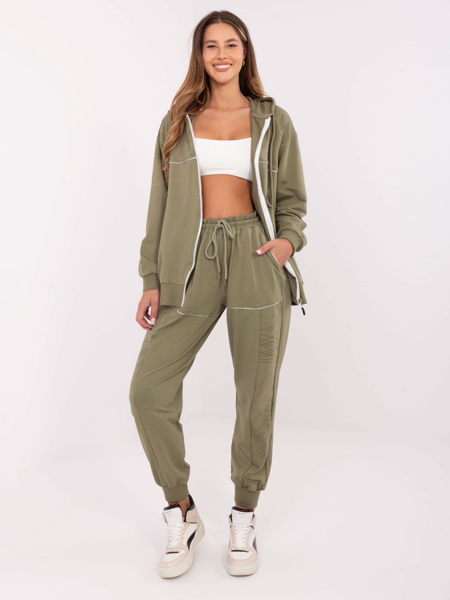 Komplet khaki