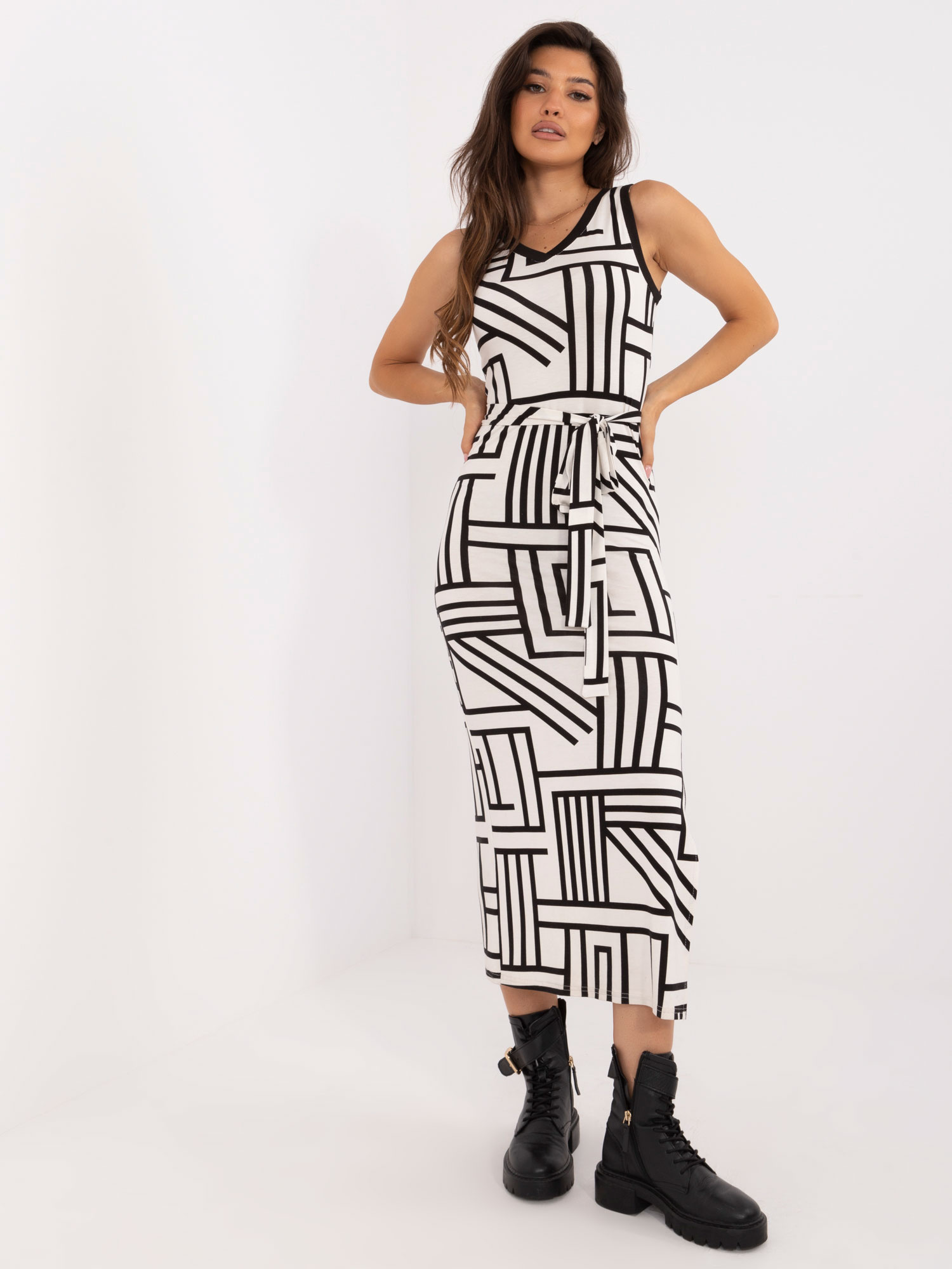Hurt Ecru patterned fitted sleeveless dress.