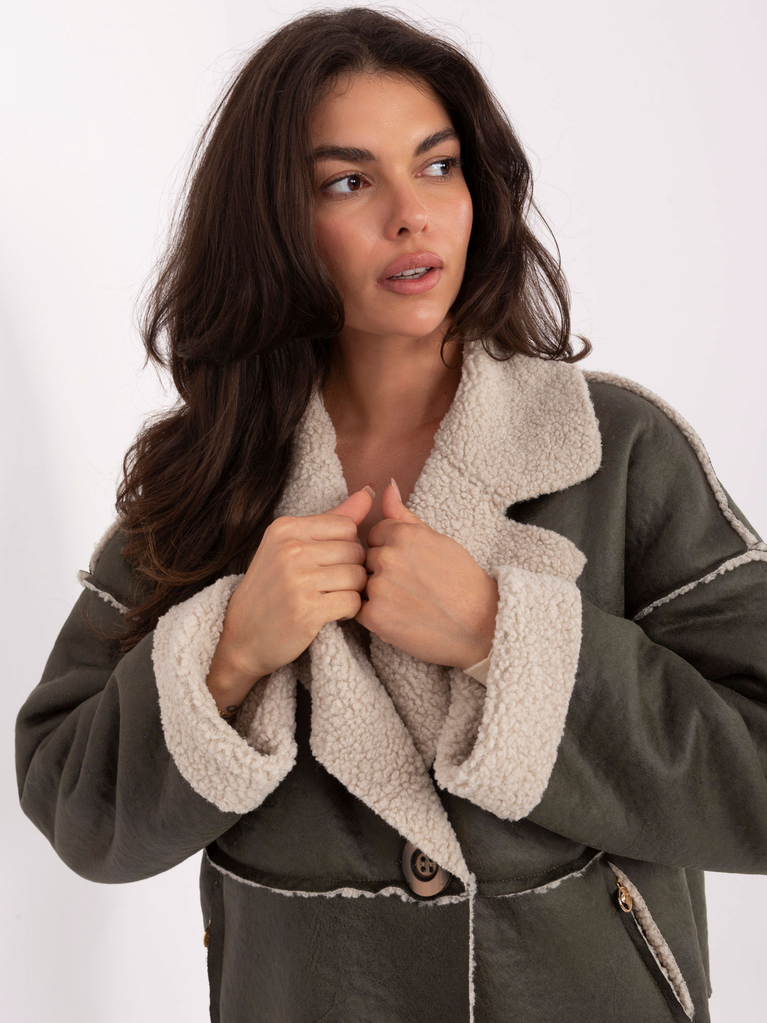 Khaki transitional jacket with sheepskin.