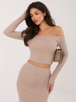 Ciemnobeżowy prążkowany komplet ze spódnicą Lina RUE PARIS 