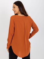 Hurtownia Jasnobrązowa bluzka koszulowa z wiskozy 