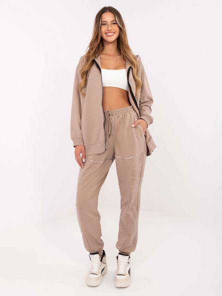 Ciemnobeżowy dresowy komplet ze spodniami