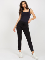 Hurtownia Czarne damskie spodnie dresowe z guzikami 