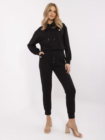 Czarny dwuczęściowy komplet ze spodniami
