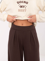 Czekoladowe szerokie spodnie basic z kieszeniami