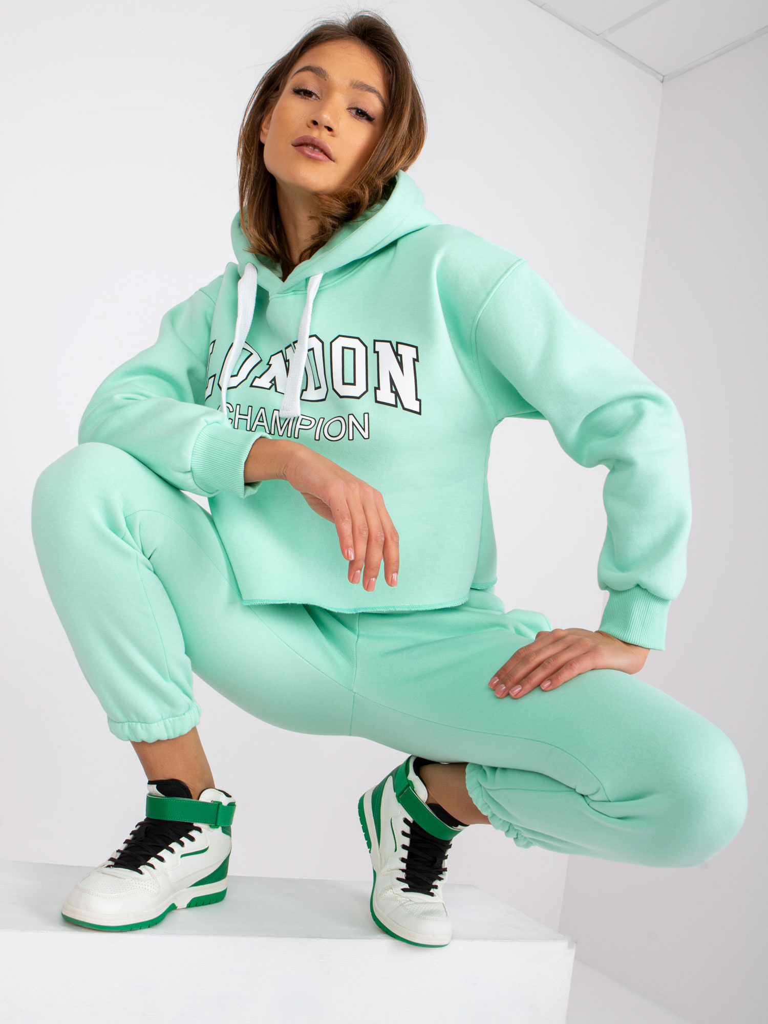Minzfarbener Hoodie-Set mit hohem Bund Laraina.