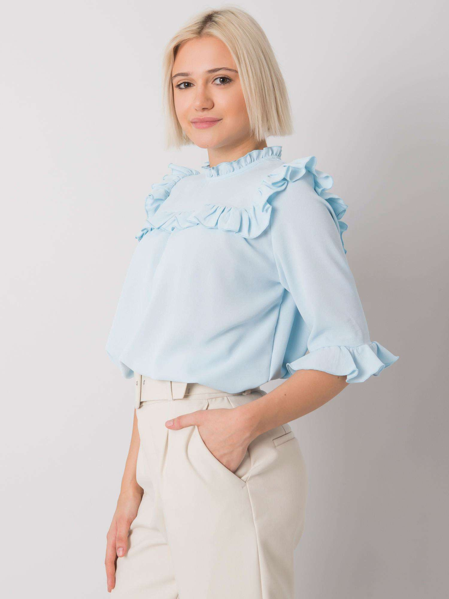 Jasnoniebieska bluzka z falbankami Limassol RUE PARIS