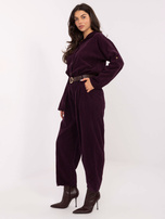 Ciemnofioletowe sztruksowe spodnie z paskiem