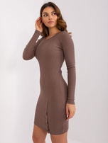 Hurt Brązowa sukienka ołówkowa Aneeka RUE PARIS