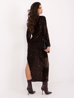 Brązowa maxi sukienka wieczorowa z cekinami